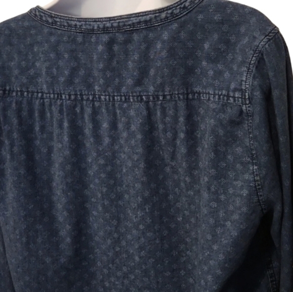 Express Denim Look Henley - Picture 6 of 9